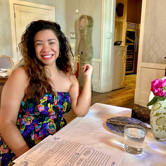 💗Posh Ambassador 💗 - Picture 10 of 13